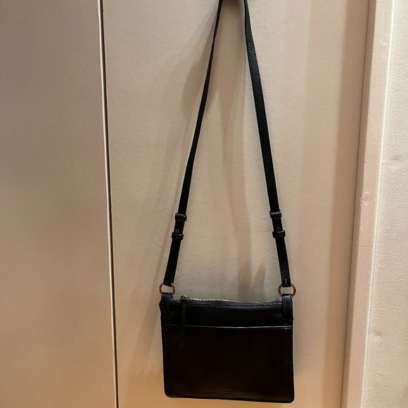 Fossil Taryn Crossbody Bag (Black Colour) - Picture 2 of 8